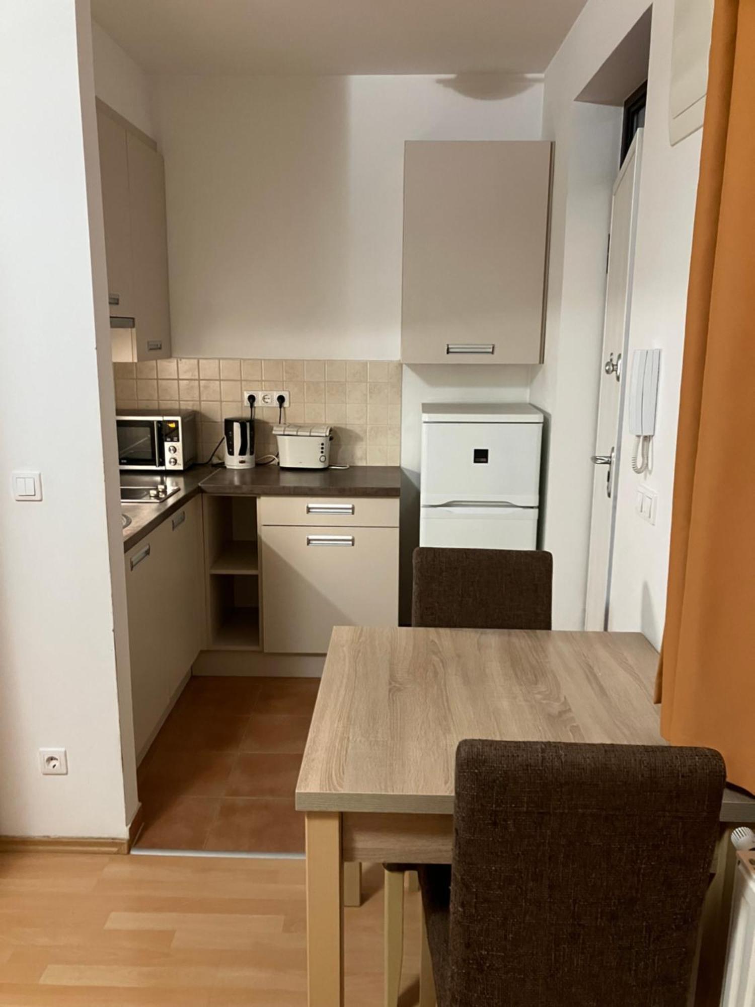 Apartman Roland Downtown - Garay