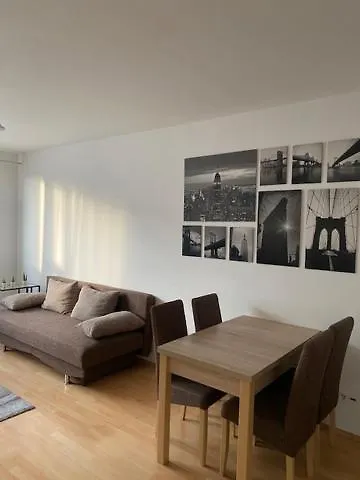 Roland Apartment Downtown - Garay